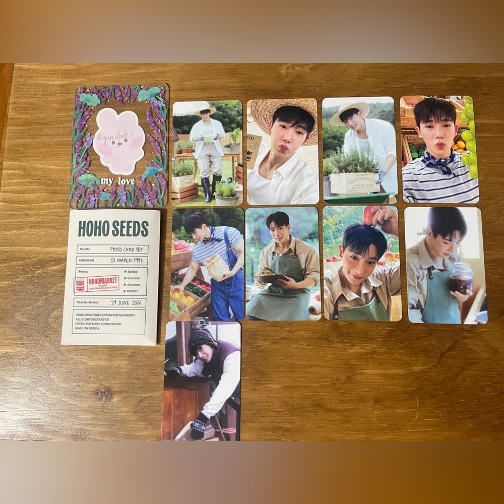 *SOLD* Wonho Season’s Greetings 2026 Photocards